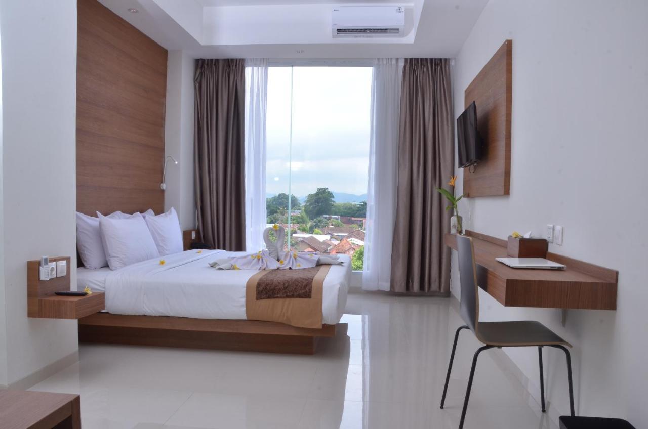 Sunwood Hotel Arianz Mataram Buitenkant foto